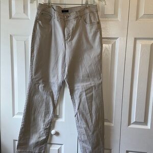 Bandolino Light Tan Denim Jeans